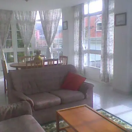 Apartamento Quenxe アパート